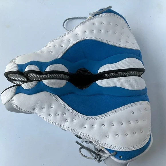 Air Jordan Sz.6Y White Gray and Italy Blue aSneakers - Picture 9 of 13